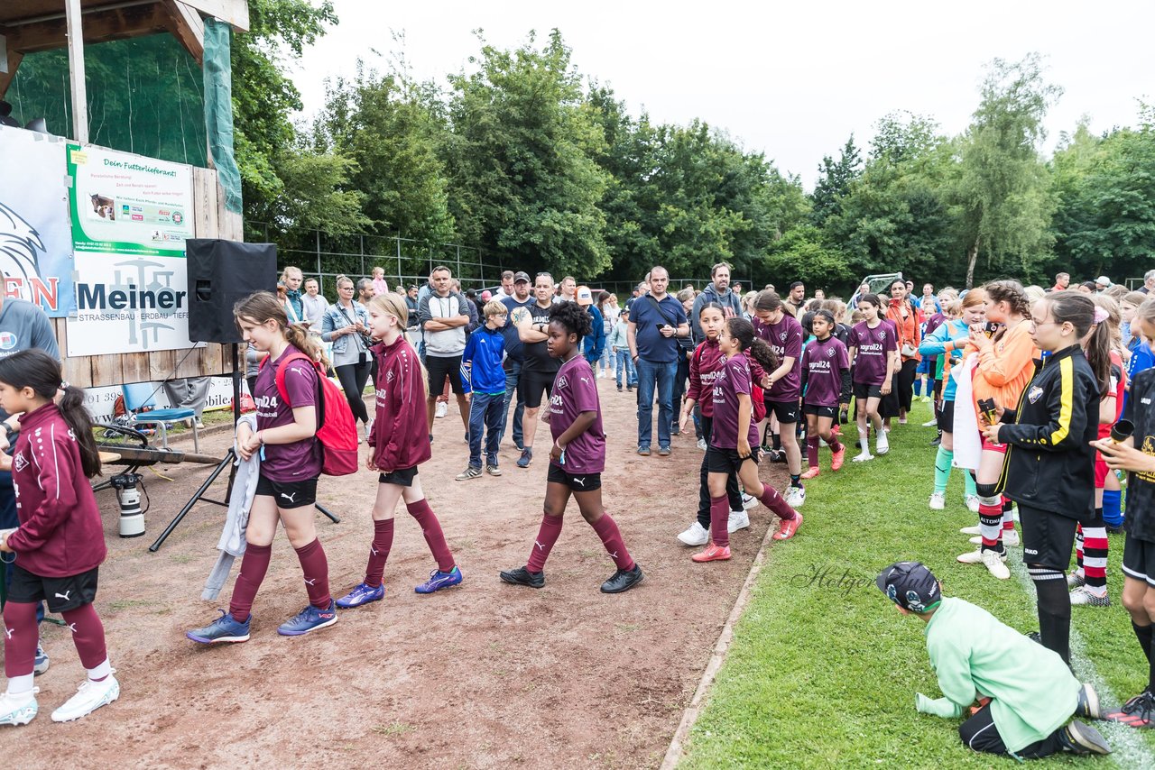 Bild 293 - Loewinnen Cup